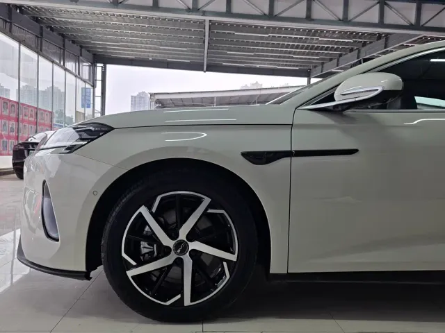 BYD Seal 07 DM-i — Фото автомобиля 4