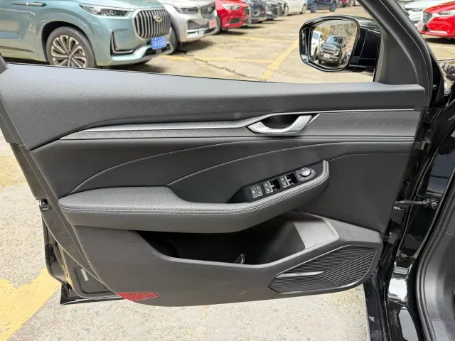 Geely Xingrui — Фото автомобиля 8