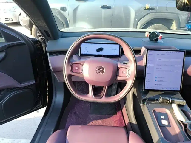 Nio ET5 Touring — Фото автомобиля 10