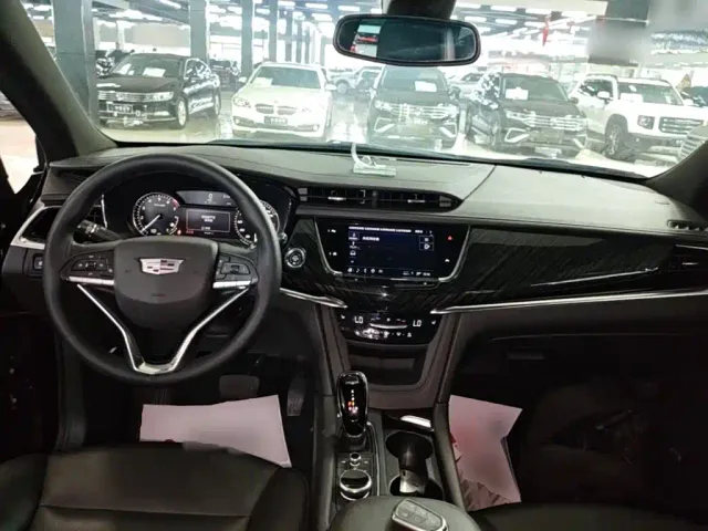 Cadillac XT6 — Фото автомобиля 9