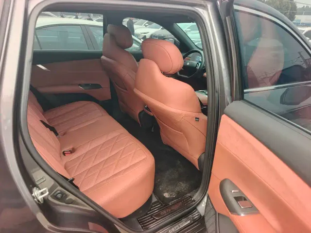 Changan CS75 Plus — Фото автомобиля 10