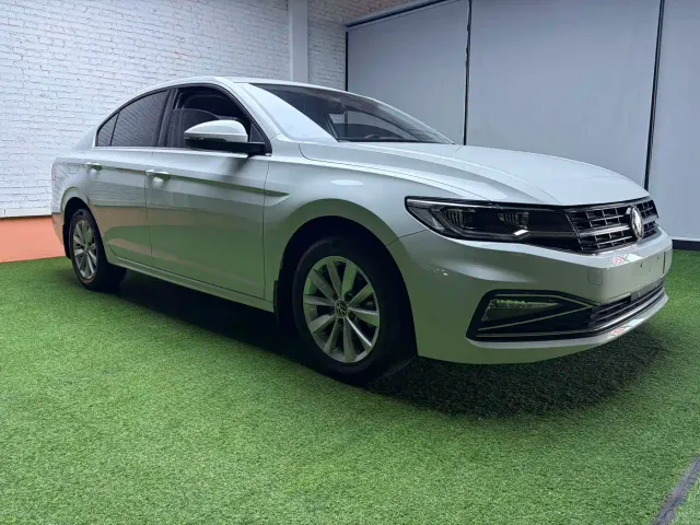 Volkswagen Bora — Фото автомобиля 3