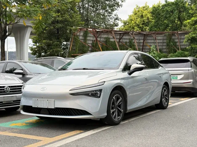 Фотография автомобиля — GAC Aion S MAX
