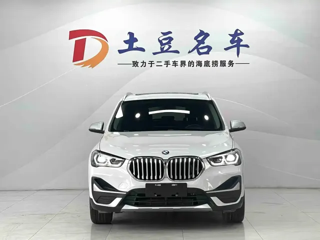 BMW X1 — Фото автомобиля 2