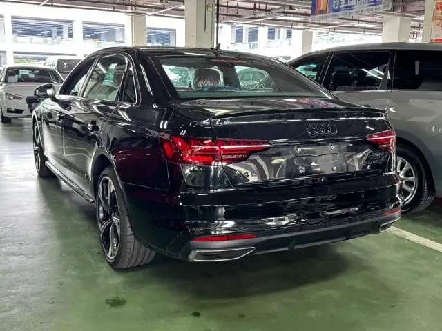 Audi A4L — Фото автомобиля 9