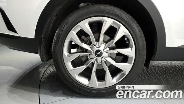 Kia Sorento Sorento 4-е поколение Бензин 2.5T 2WD — Фото автомобиля 2