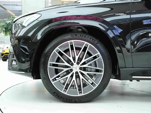 Mercedes-Benz GLE-Class AMG — Фото автомобиля 21