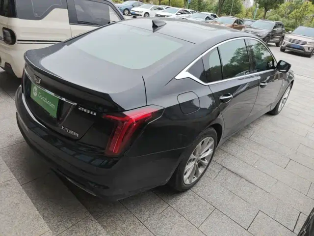 Cadillac CT5 — Фото автомобиля 6