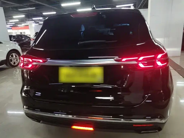 Hongqi HS5 — Фото автомобиля 5