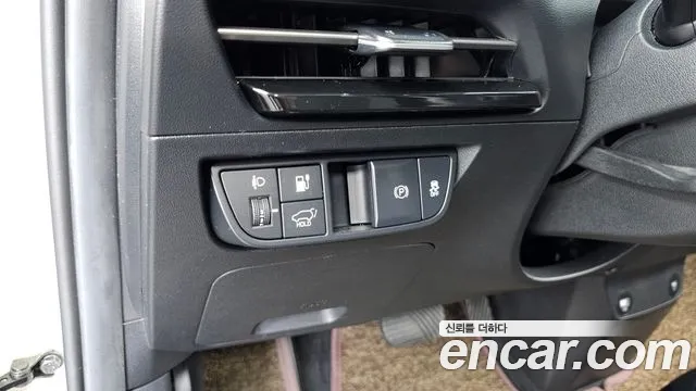 Kia EV6 — Фото автомобиля 24