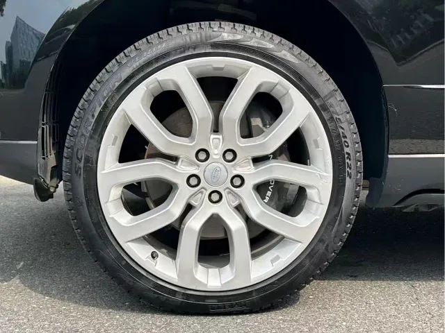 Land Rover Range Rover — Фото автомобиля 4