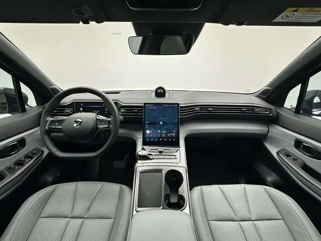 NIO NIO ES8 2020 580KM 7-Seater — Фото автомобиля 20