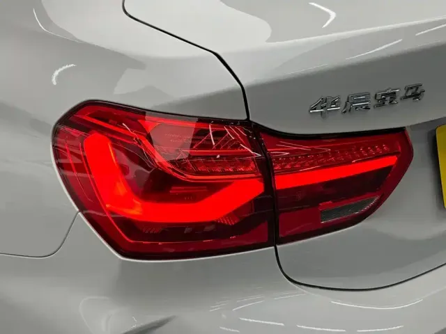 BMW 1 Series — Фото автомобиля 10