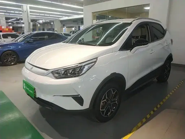 Фотография автомобиля — BYD Yuan Pro