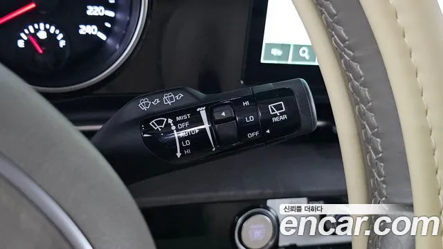 Kia Canival Carnival 4 поколение Дизель 9 мест Prestige — Фото автомобиля 24
