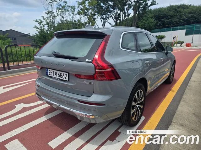 Вольво XC60 — Фото автомобиля 6