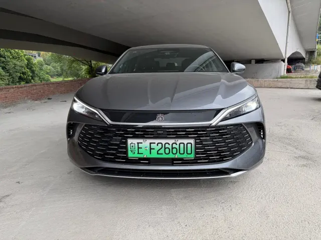 BYD Qin L — Фото автомобиля 2
