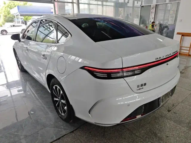 BYD Destroyer 05 — Фото автомобиля 4