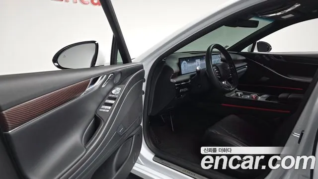 Genesis G80 RG3 — Фото автомобиля 15