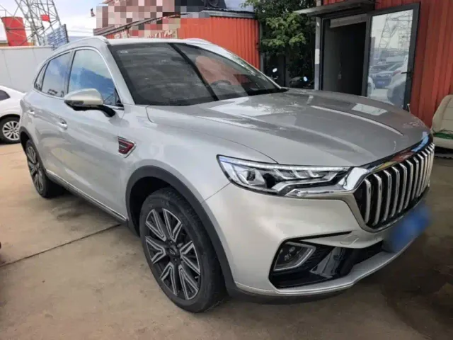 Hongqi HS5 — Фото автомобиля 3