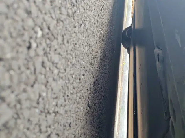 Tesla Model Y — Фото автомобиля 17