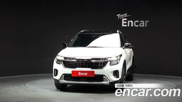 Kia Seltos Бензин 1.6 турбо 2WD — Фото автомобиля 3