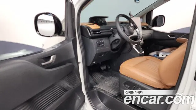 Hyundai Staria — Фото автомобиля 15