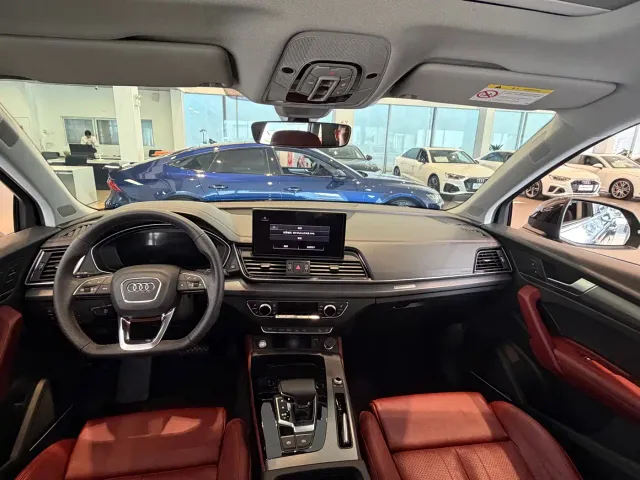 Audi Q5L — Фото автомобиля 9