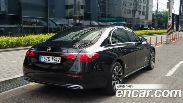 Mercedes-Benz E-Class W214 — Фото автомобиля 2