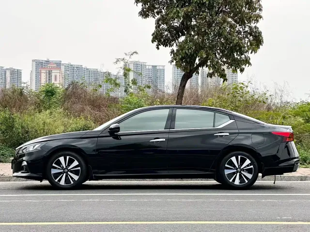 Nissan Teana — Фото автомобиля 2