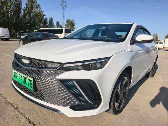 Фотография автомобиля — Geely Emgrand L