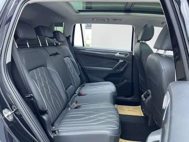Volkswagen Tiguan L — Фото автомобиля 17