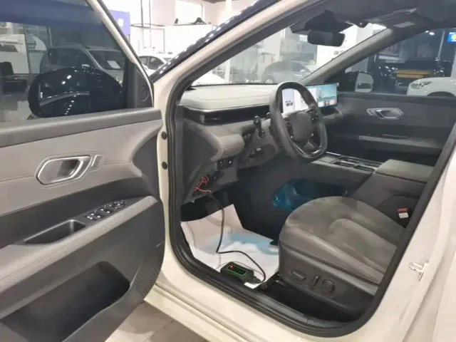 Hyundai ELEXIO — Фото автомобиля 15