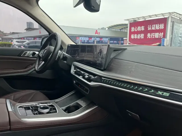 BMW X5 — Фото автомобиля 16
