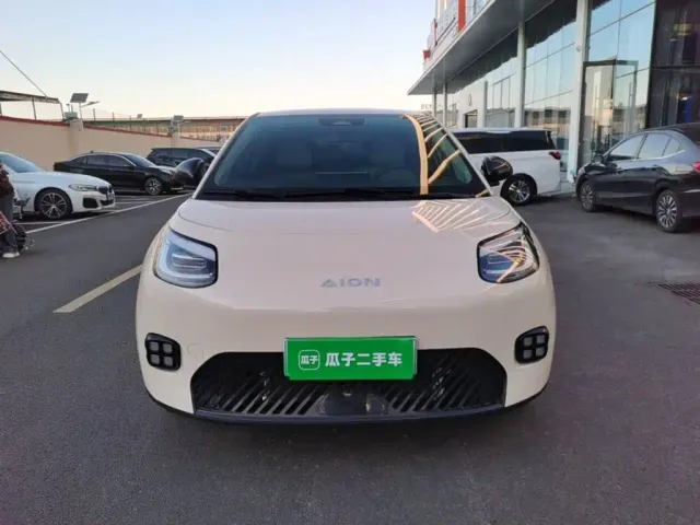 GAC Aion UT — Фото автомобиля 2
