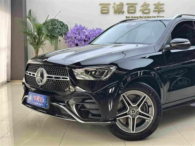 Mercedes-Benz GLE-Class — Фото автомобиля 2