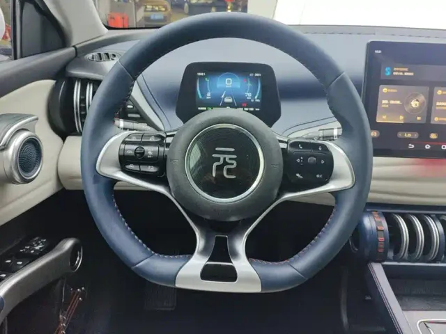 BYD Yuan PLUS — Фото автомобиля 15