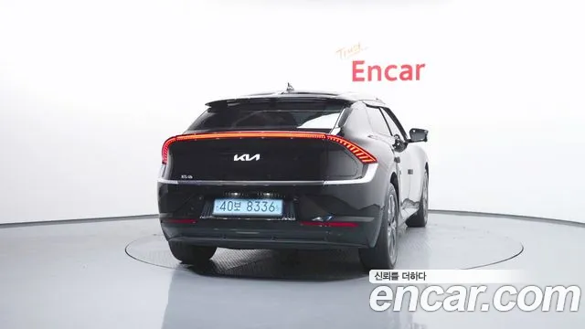 Kia EV6 — Фото автомобиля 3