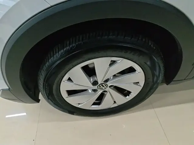 Volkswagen Tharu — Фото автомобиля 22