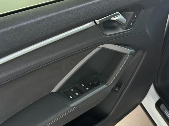 Audi Q3 — Фото автомобиля 13