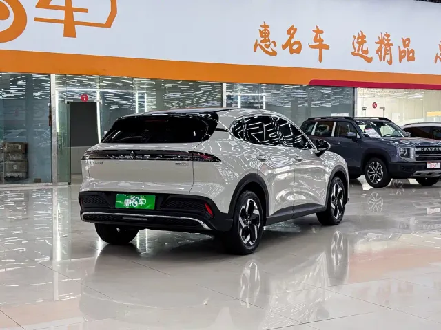 Baojun Yunhai — Фото автомобиля 18