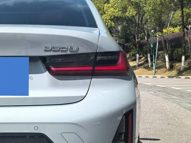 BMW 3 Series — Фото автомобиля 15