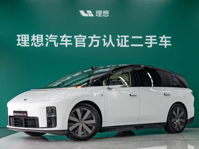 Фотография автомобиля — Li Auto i8