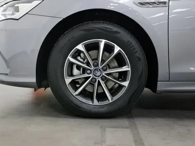 BYD Qin PLUS — Фото автомобиля 17