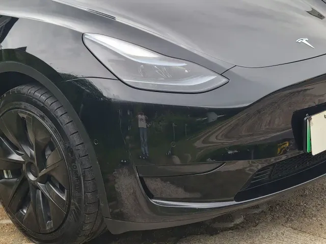 Tesla Model Y — Фото автомобиля 6