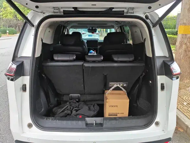 GAC Trumpchi E8 — Фото автомобиля 4