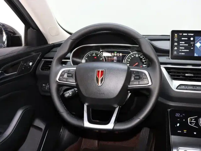 Hongqi H5 — Фото автомобиля 13