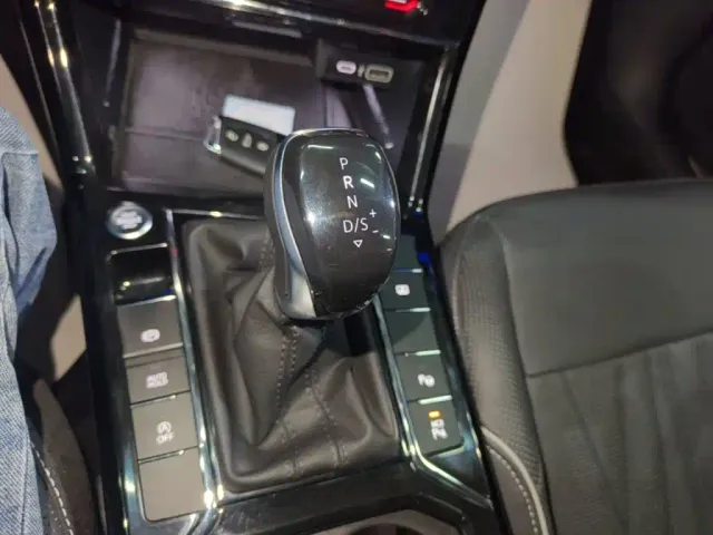 Volkswagen Passat — Фото автомобиля 13