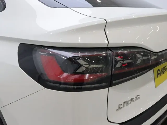 Volkswagen Tiguan X — Фото автомобиля 19