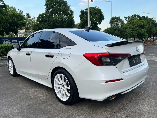 Honda Civic — Фото автомобиля 6